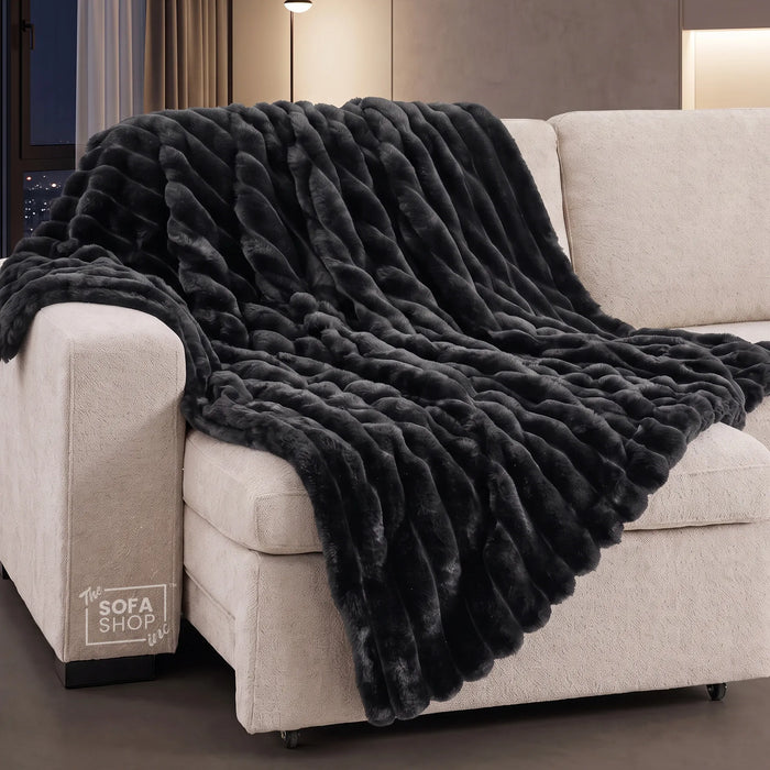 Ultra-Soft Plush Throw | Deep Grey | 150x200cm | Boston