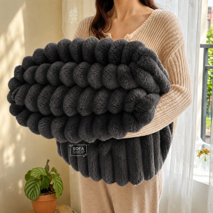 Ultra-Soft Plush Throw | Deep Grey | 150x200cm | Boston