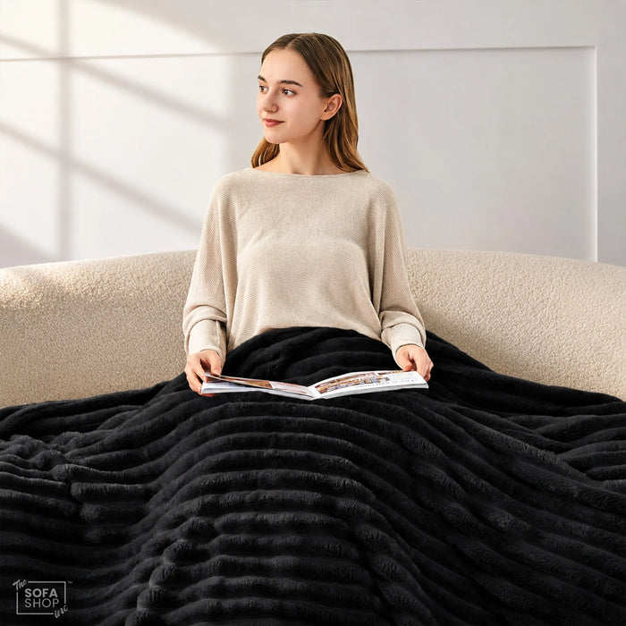 Ultra-Soft Plush Throw | Deep Grey | 150x200cm | Boston